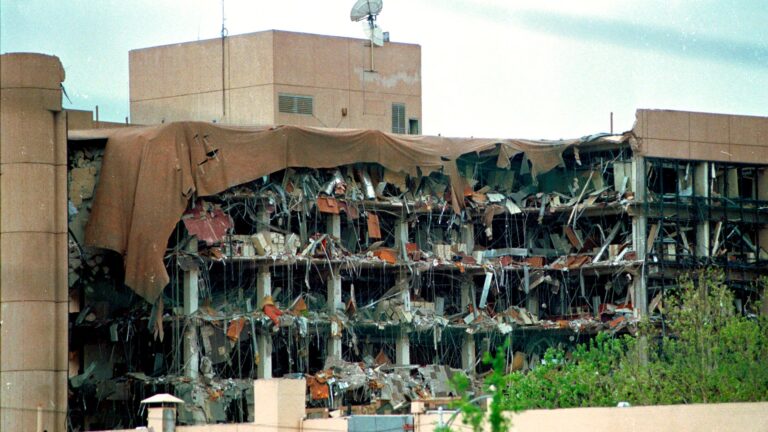 Murrah Building Bombing: Oklahoma City 1995