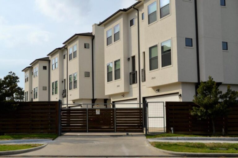 Move into an Apartment Community That Feels Like Home Instantly