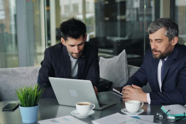 Top Benefits of Hiring Professional Business Valuation Services